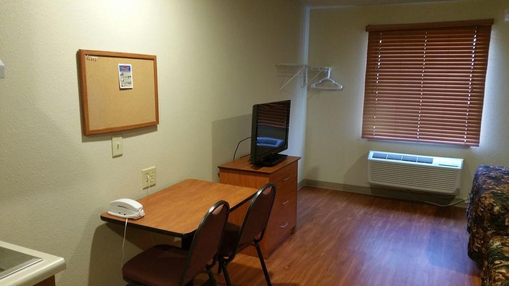 Woodspring Suites Charlotte Шелби Екстериор снимка