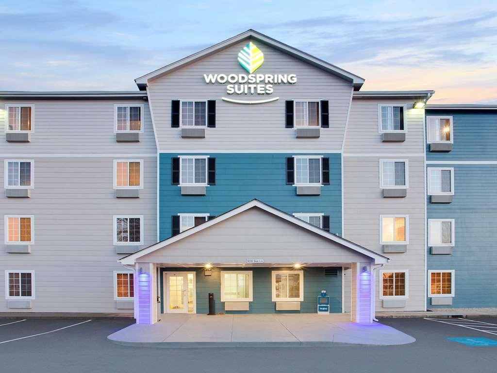 Woodspring Suites Charlotte Шелби Екстериор снимка